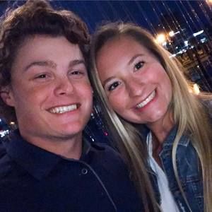 Meet your Posher, Macie